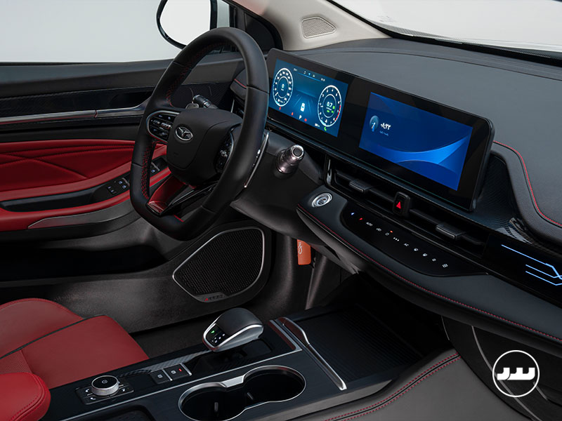 طراحی داخلی و کابین آریزو ۶ جی تی